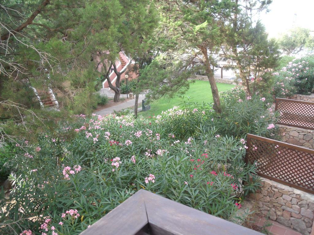 Bilocale Residence Gardens Porto Rotondo Esterno foto