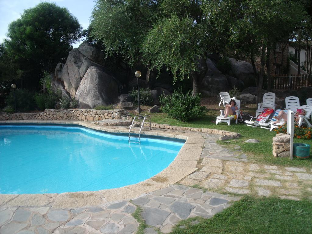 Bilocale Residence Gardens Porto Rotondo Esterno foto