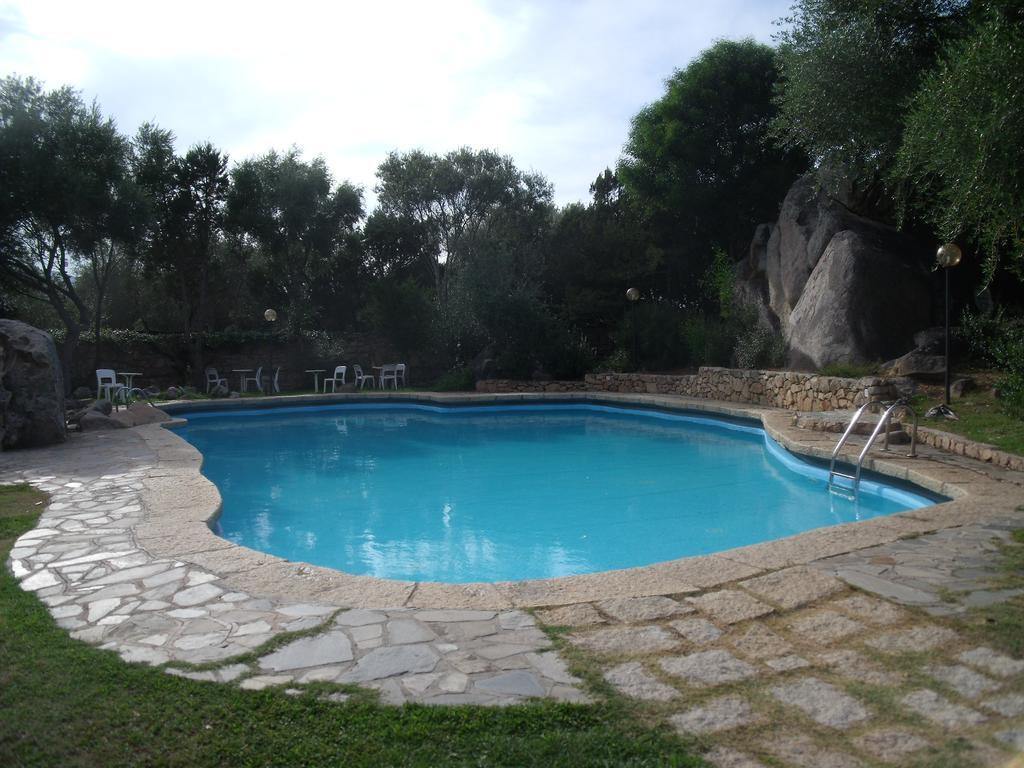 Bilocale Residence Gardens Porto Rotondo Esterno foto