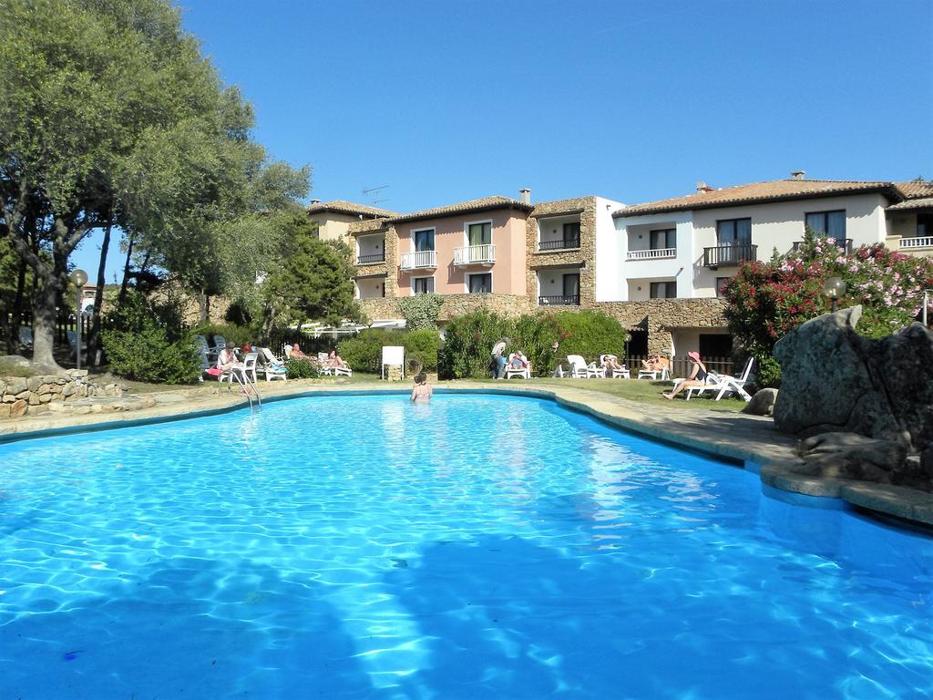 Bilocale Residence Gardens Porto Rotondo Esterno foto